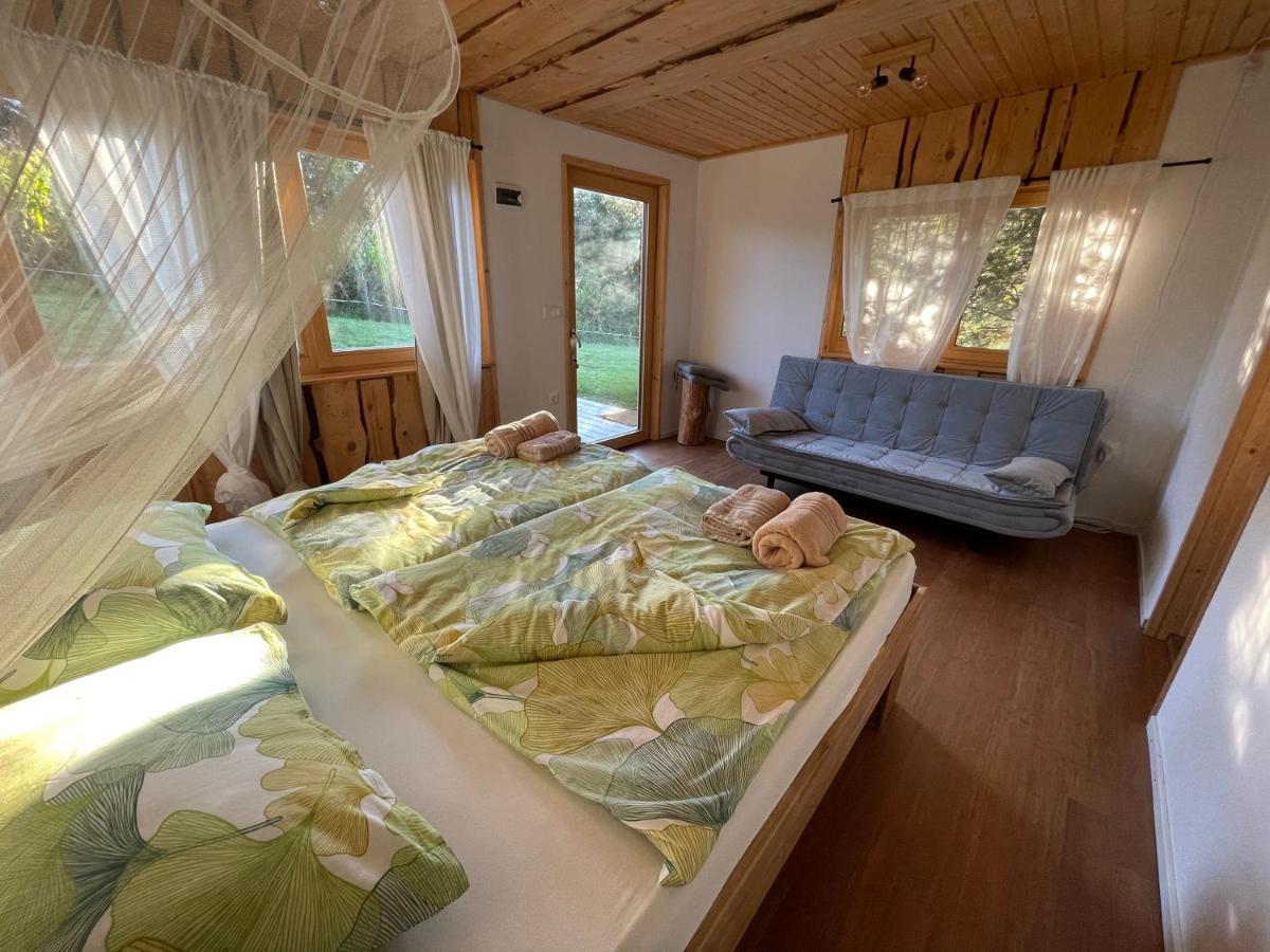 Boutique Glamping Divja Divine Villa Zgornja Korena Kültér fotó