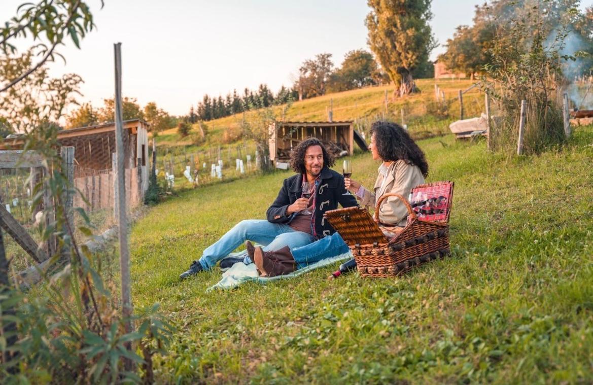 Boutique Glamping Divja Divine Villa Zgornja Korena Kültér fotó