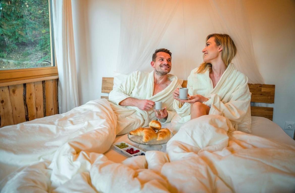 Boutique Glamping Divja Divine Villa Zgornja Korena Kültér fotó